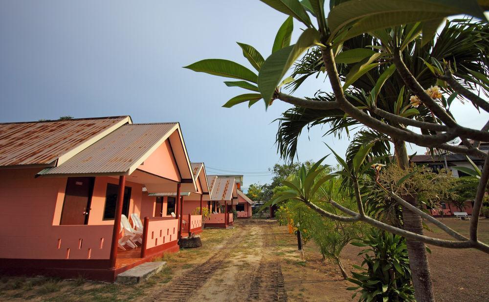 Gypsy Bungalow Islas Phi Phi Exterior foto